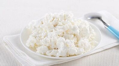 Hüttenkäsetag in der 6-Blütenblätter-Diät